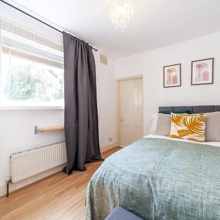 One Bedroom Flat In The Heart Of Brixton London Exterior foto